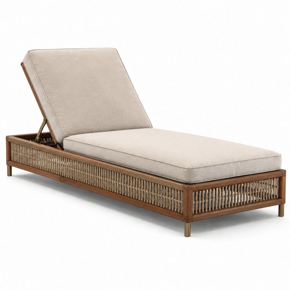 Chaise longue d'extérieur en résine tressée et bois beige
